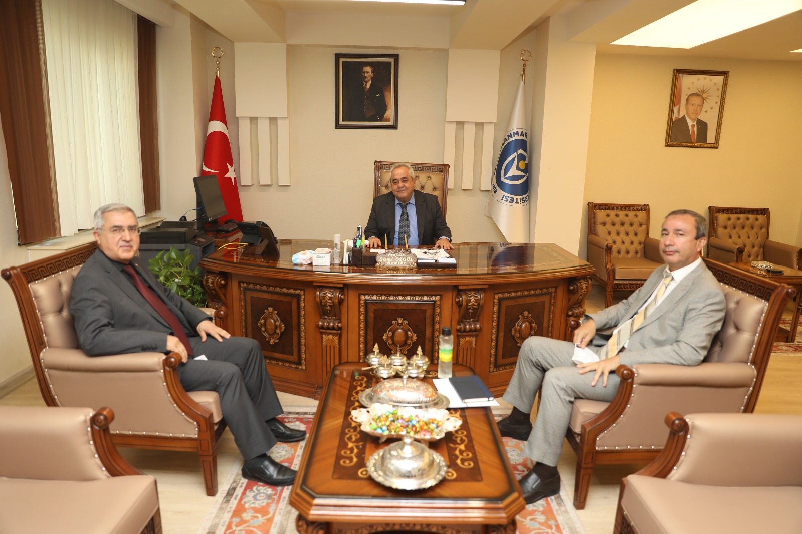 Üniversitemiz Rektörü Prof. Dr. Niyazi Can, Kahramanmaraş İstiklal Üniversitesi Rektörü Prof. Dr. Sami Özgül İle Bir Araya Gelerek, üniversitelerarası İşbirliği Konularında İstişarelerde Bulundu