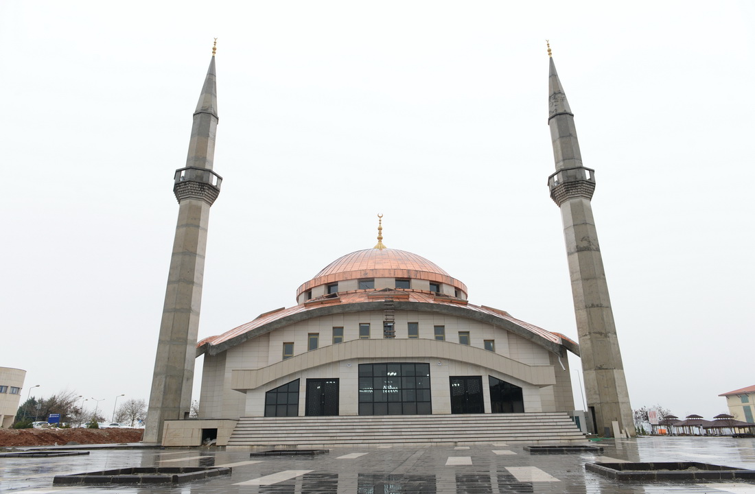 KSÜ Avşar Yerleşkesinde İnşası Tamamlanan Yeni Cami İbadete Açıldı
