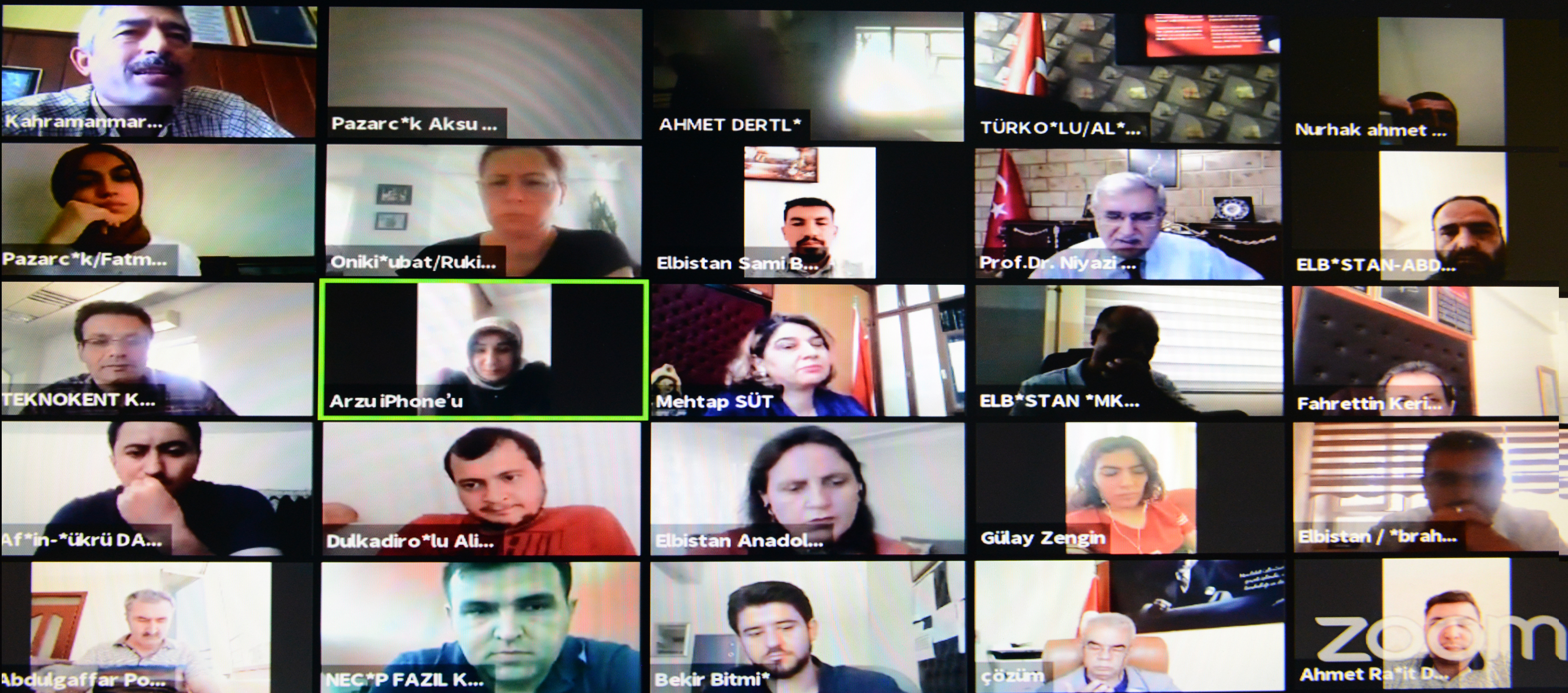 Üniversitemiz Rektörü Prof. Dr. Niyazi Can, YKS ve Tercih Dönemi Öncesi Rehber Öğretmenlerle Bir Araya Geldi