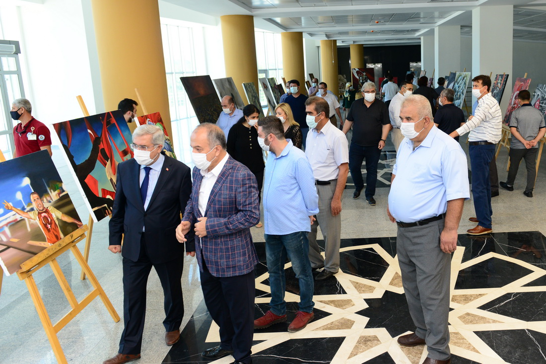 Üniversitemizde ‘15 Temmuz Demokrasi ve Milli Birlik Günü Resim Sergisi’ Açıldı