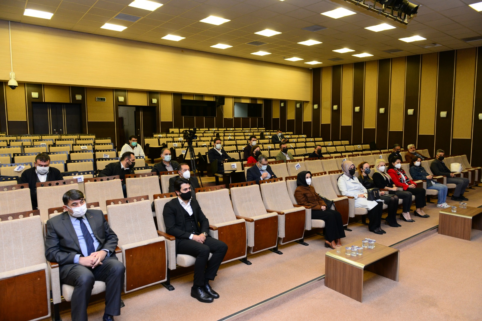 Üniversitemizde Faaliyet Gösteren Uygulama ve Araştırma Merkezleri Yöneticileriyle İstişare Toplantısı Gerçekleştirildi