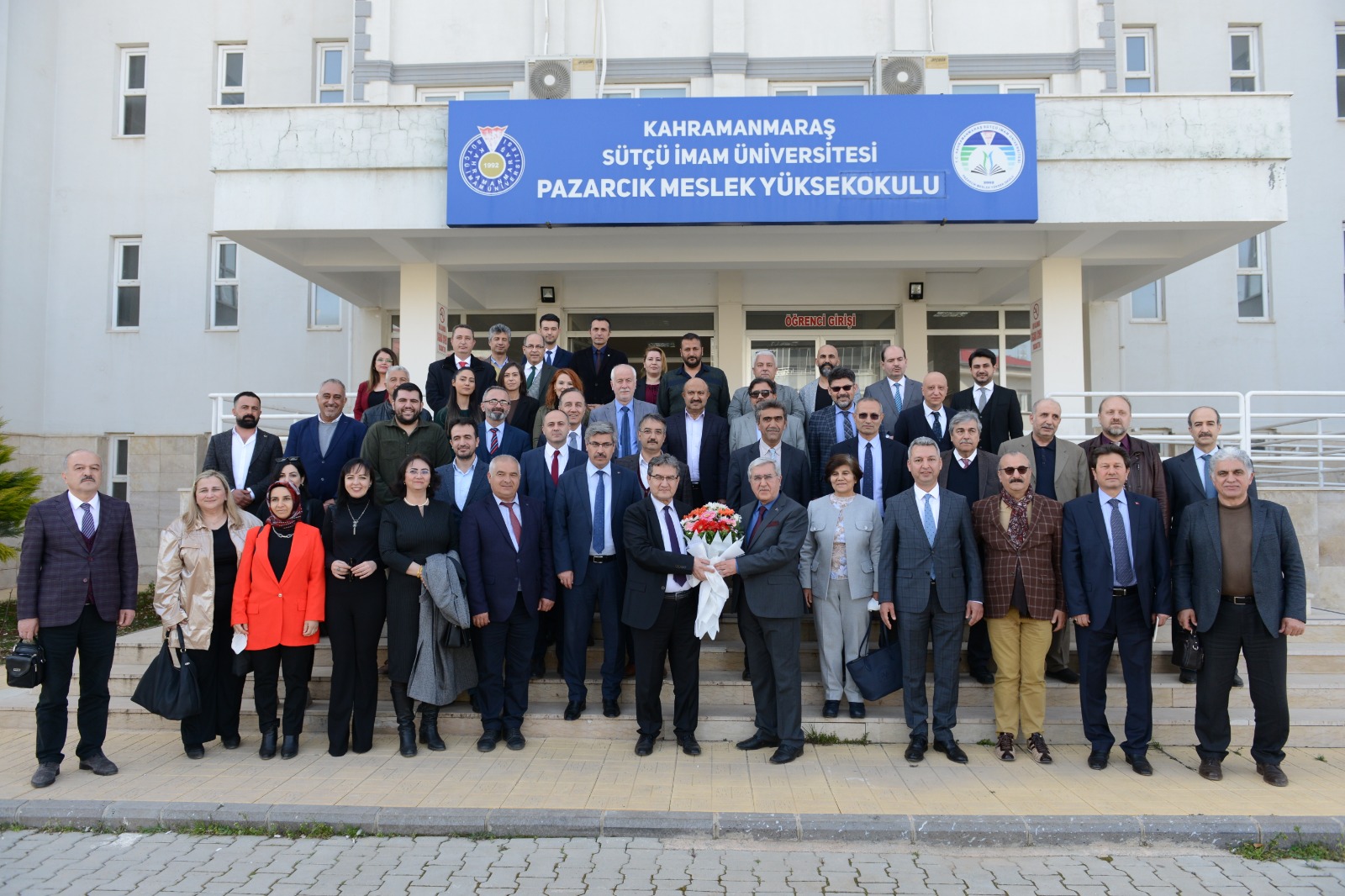 Üniversitemiz Senatosu Haftalık Olağan Toplantısını Pazarcık’ta Gerçekleştirdi