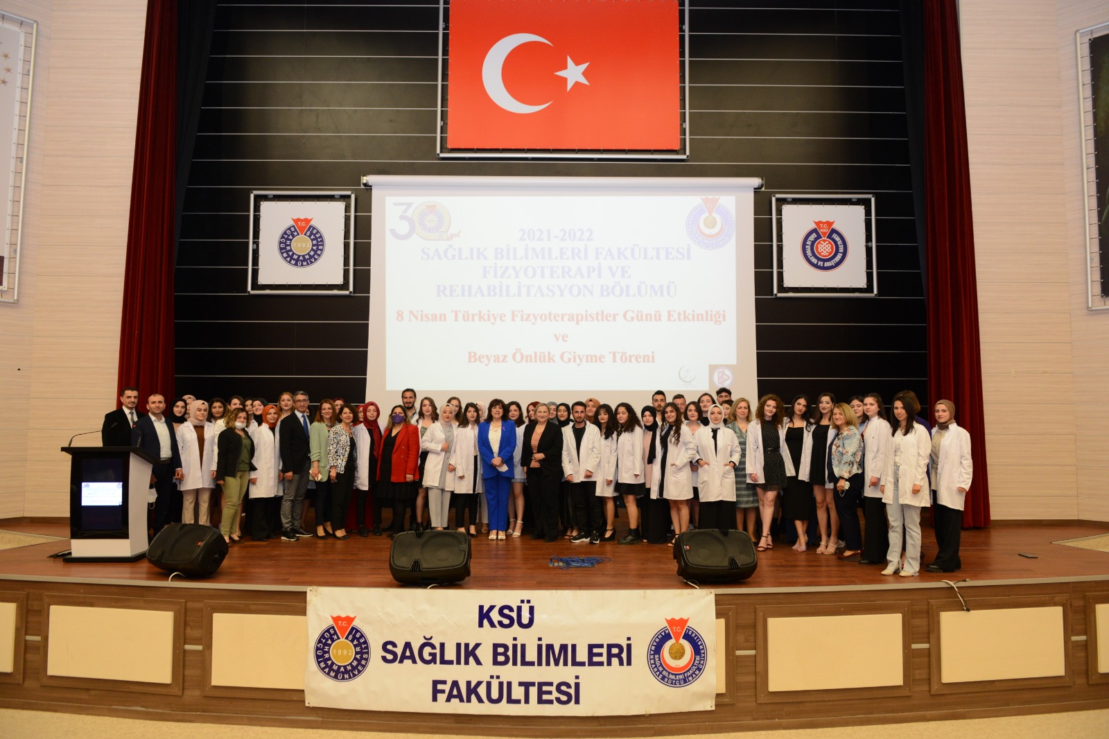 Üniversitemizde Fizyoterapistler Günü Etkinliği ve Beyaz önlük Giyme Töreni Gerçekleştirildi