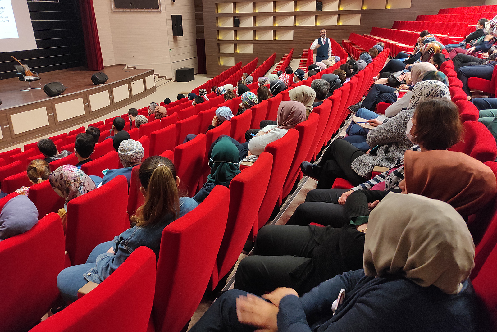 KSÜ’de Sağlık Çalışanlarına Hasta İletişimi Eğitimi Verildi