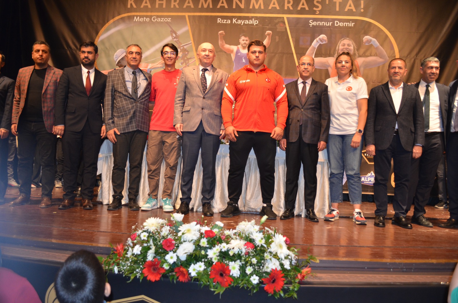 Rektör Yasım “Şampiyonlar Kahramanmaraş’ta” Etkinliğinde Dünya Şampiyonları ile Bir Araya Geldi