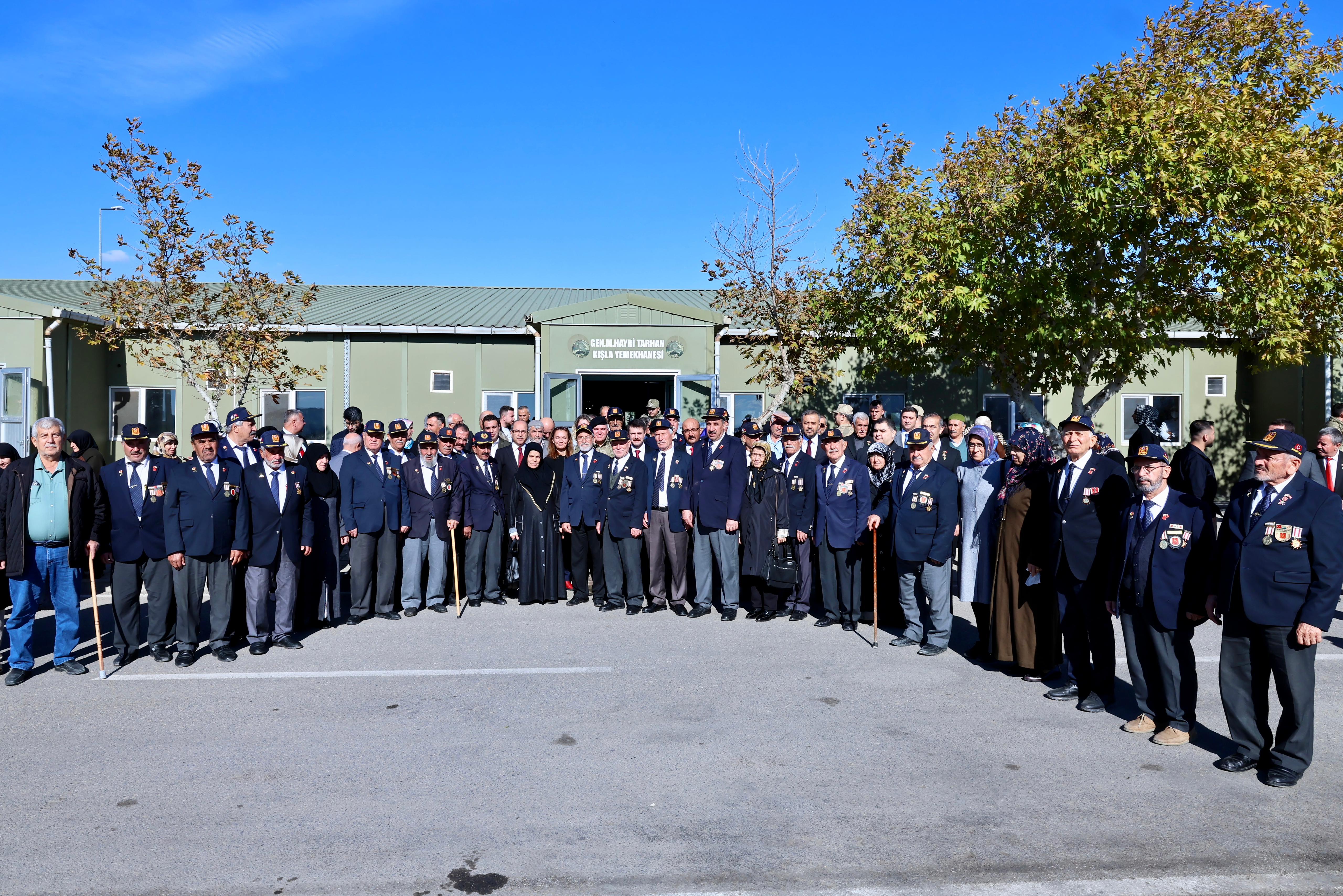 Prof. Dr. Orhan Doğan Şehit Aileleri ve Gaziler ile Bir Araya Geldi