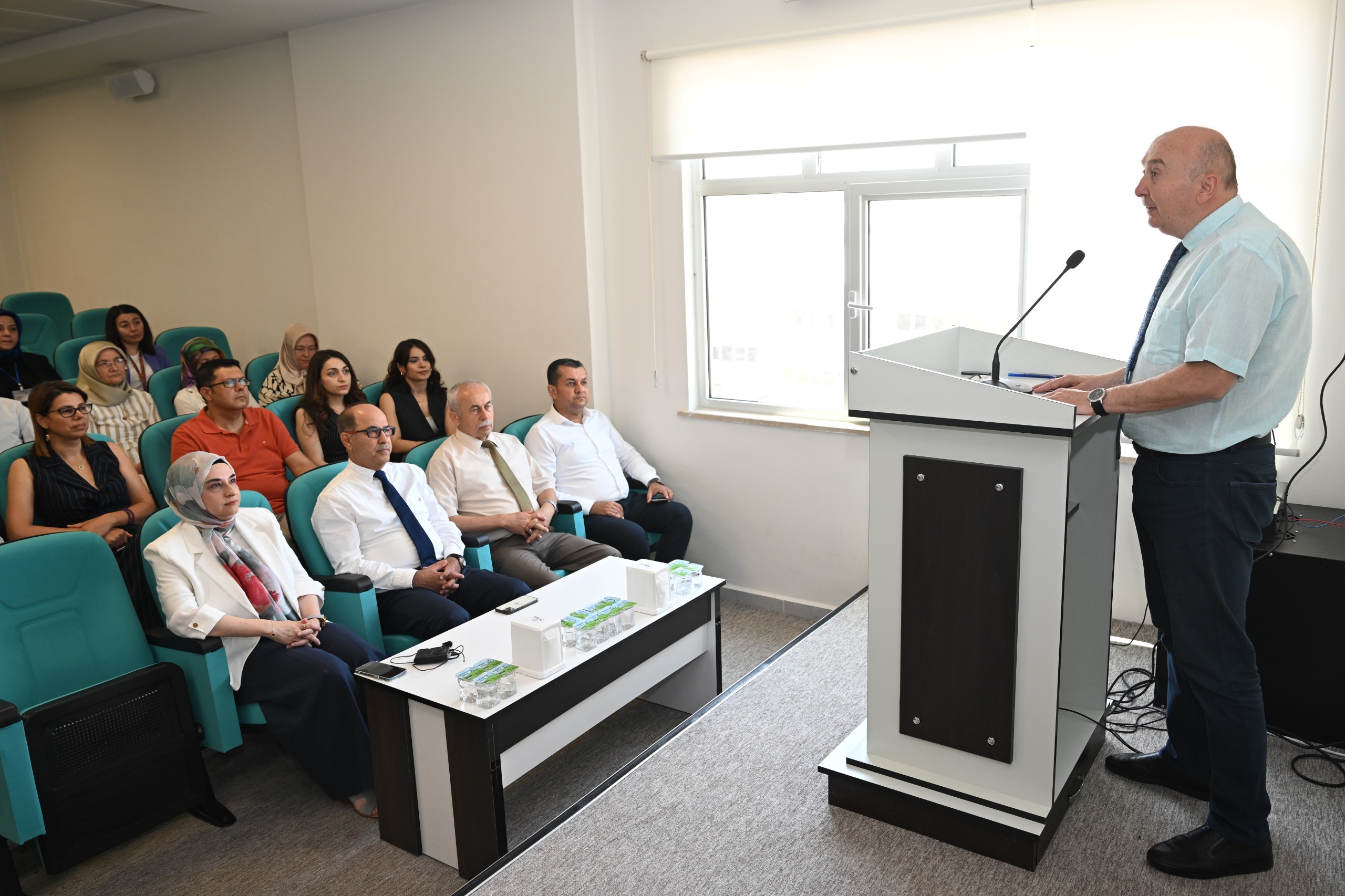 Sağlık Bilimleri Fakültesi Akademik Kurul Toplantısı Gerçekleştirildi