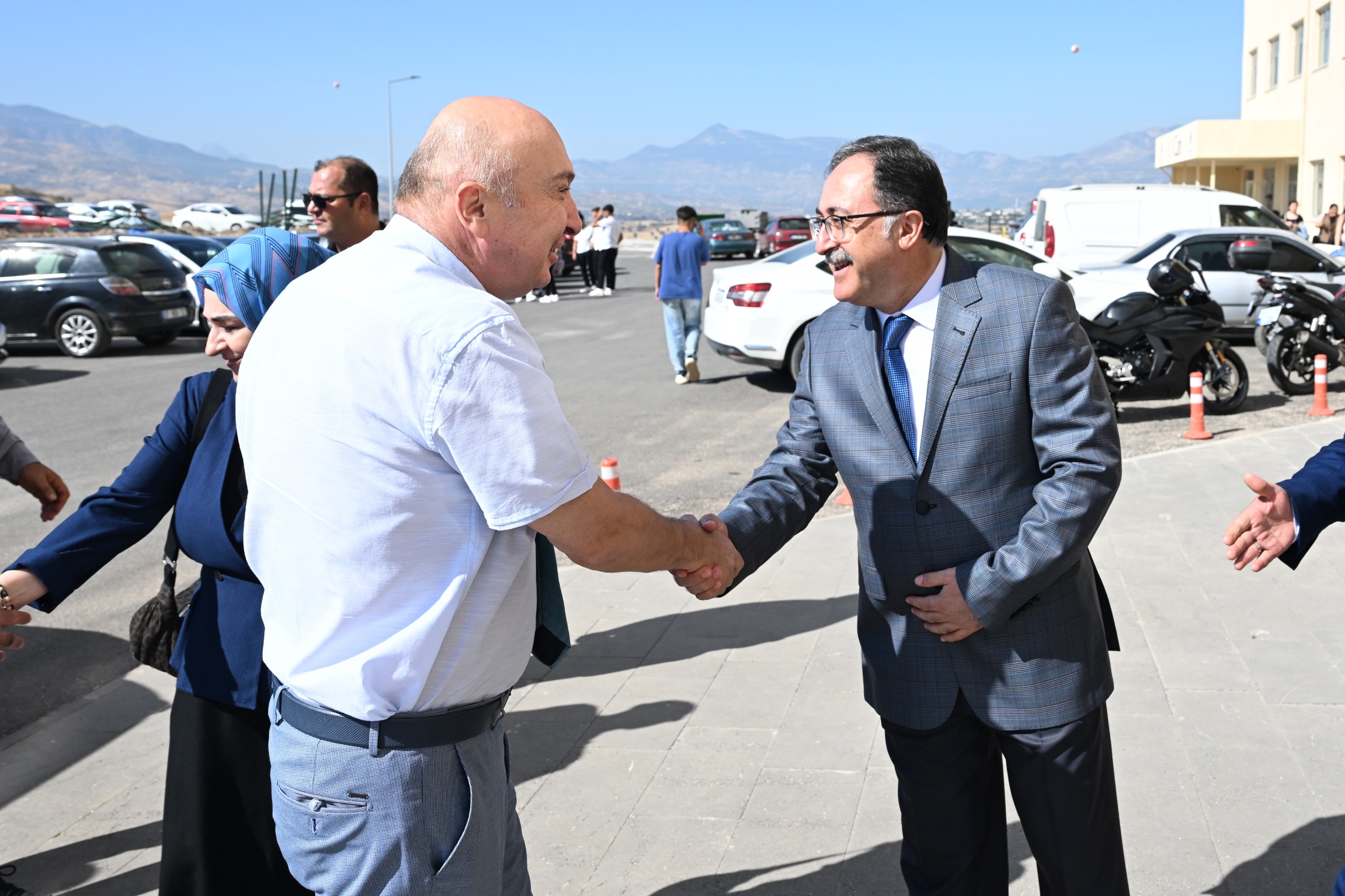 Sağlık Bilimleri Fakültesi Dekanlığına Prof. Dr. İsmail Gürkan Çıkım Atandı