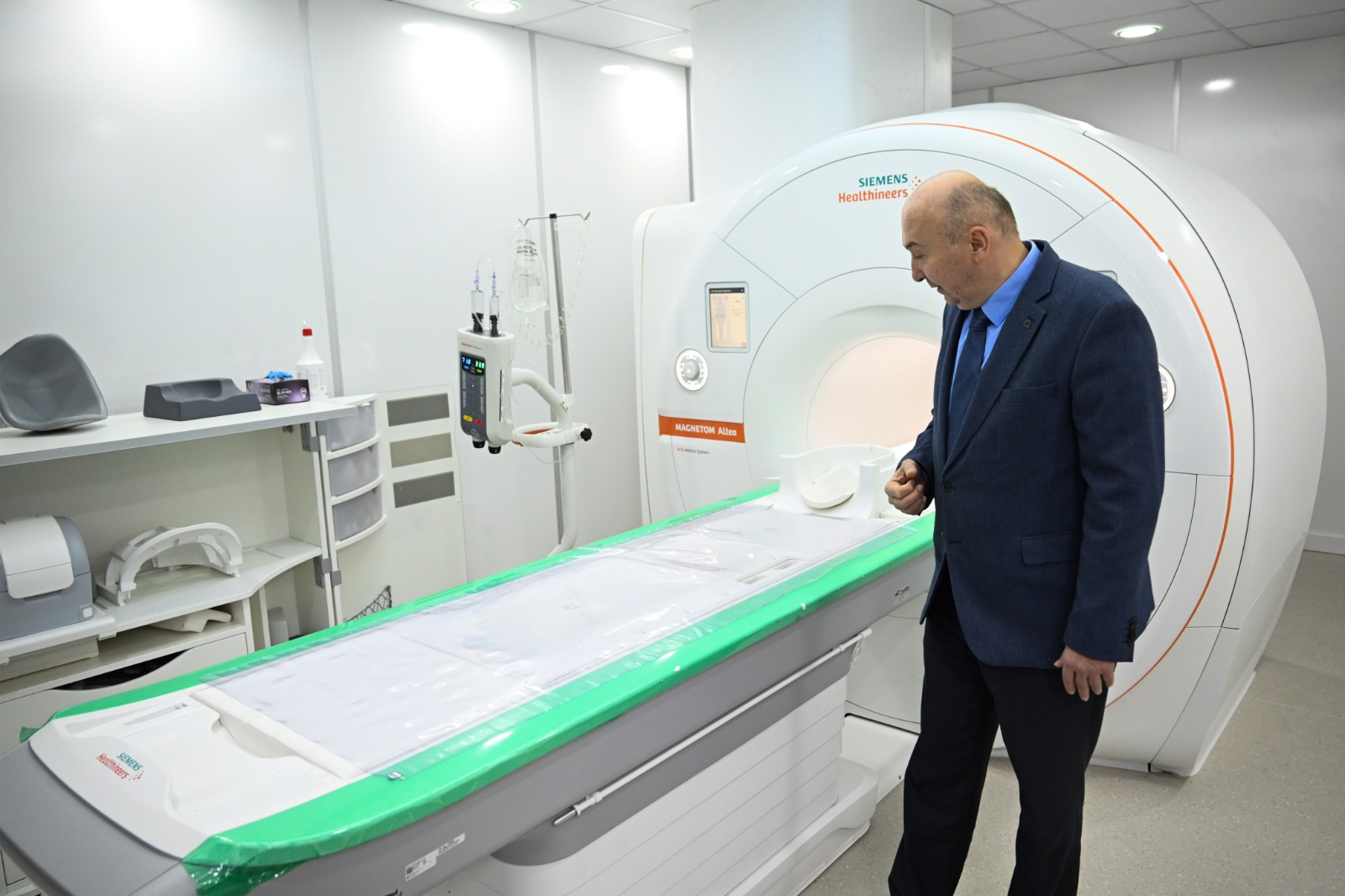 KSÜ Sağlık Uygulama ve Araştırma Hastanesi Manyetik Rezonas Görüntüleme (MR) Ünitesinin Açılışı Gerçekleştirildi